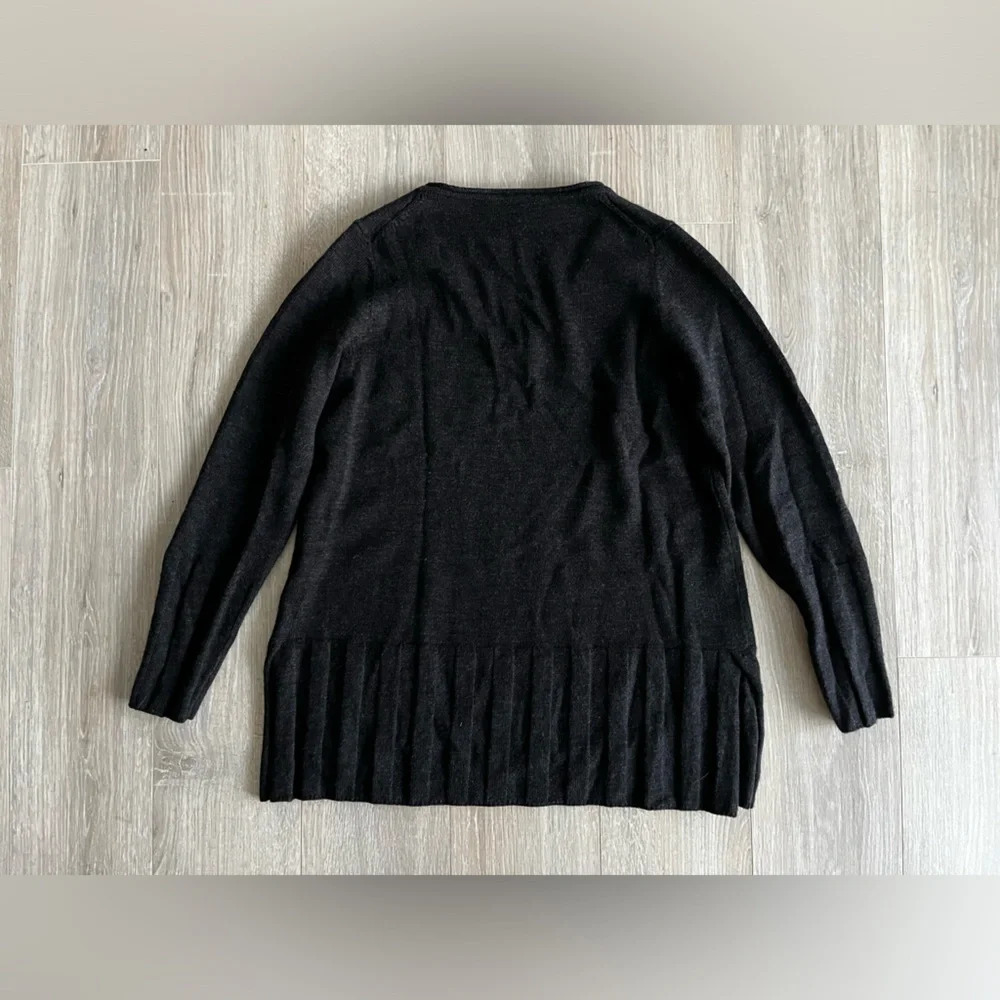Eileen Fisher Women’s V-Neck Dark Grey Long Sleeve Merino Wool Sweater - Size XS - Picture 6 of 7